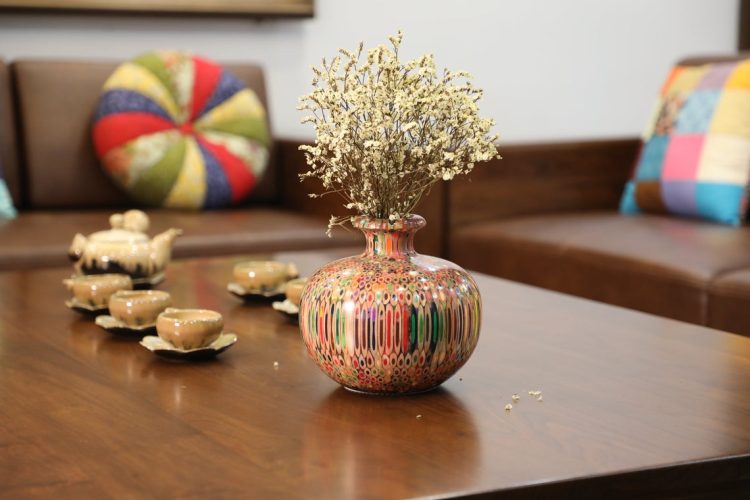 Bình Hoa Trang Trí Bút Chì Màu Hạ Vũ - Image 3